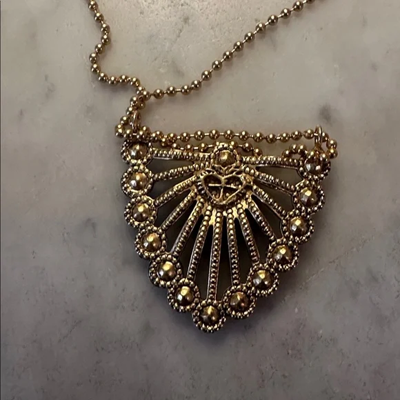 VSA Necklace - Picture 3 of 4